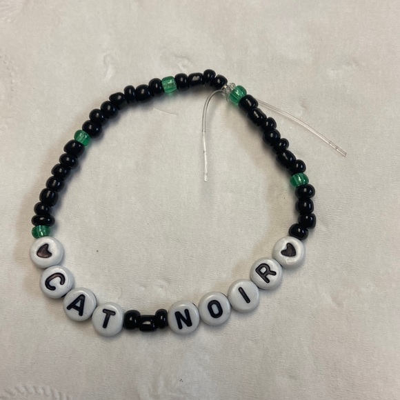 Handmade Cat noir themed bracelet - Picture 1 of 2